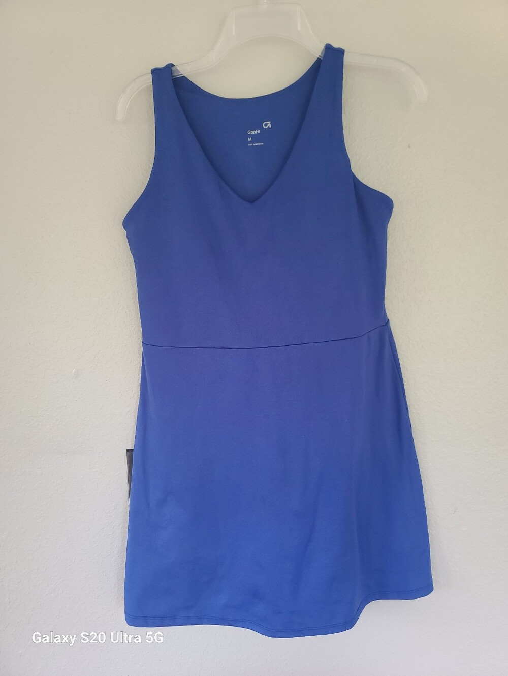 Gap Fit Women's Moisture Wicking Shelf Bra Active Tank Dress In Ultramarine